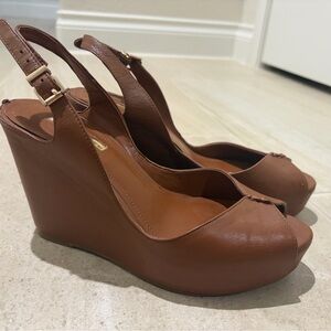 BCBGeneration - Elegant Brown Wedge